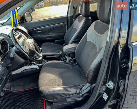 Черный Мицубиси АСХ, объемом двигателя 1.8 л и пробегом 253 тыс. км за 8200 $, фото 56 на Automoto.ua