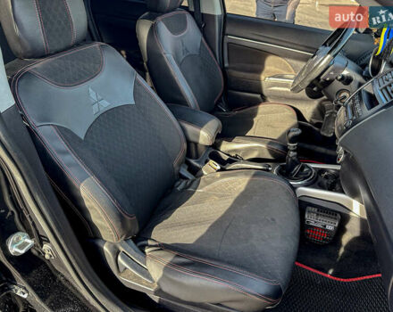 Черный Мицубиси АСХ, объемом двигателя 1.8 л и пробегом 253 тыс. км за 8200 $, фото 83 на Automoto.ua