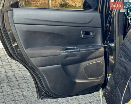 Черный Мицубиси АСХ, объемом двигателя 1.8 л и пробегом 253 тыс. км за 8200 $, фото 69 на Automoto.ua