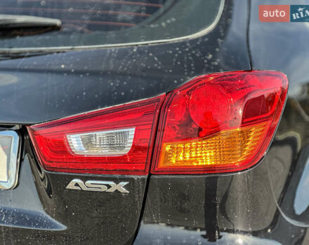 Черный Мицубиси АСХ, объемом двигателя 1.8 л и пробегом 253 тыс. км за 8200 $, фото 47 на Automoto.ua