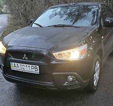 Черный Мицубиси АСХ, объемом двигателя 1.59 л и пробегом 226 тыс. км за 8700 $, фото 3 на Automoto.ua