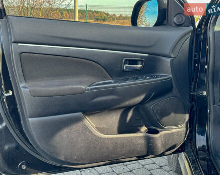 Черный Мицубиси АСХ, объемом двигателя 1.8 л и пробегом 253 тыс. км за 8200 $, фото 53 на Automoto.ua