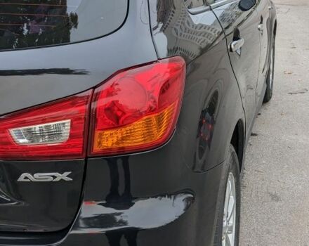 Черный Мицубиси АСХ, объемом двигателя 1.8 л и пробегом 140 тыс. км за 11200 $, фото 8 на Automoto.ua