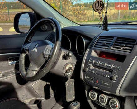 Черный Мицубиси АСХ, объемом двигателя 1.8 л и пробегом 253 тыс. км за 8200 $, фото 86 на Automoto.ua