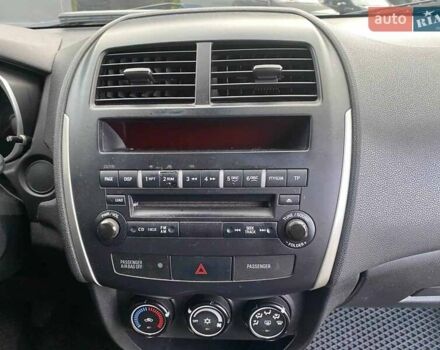 Черный Мицубиси АСХ, объемом двигателя 1.6 л и пробегом 237 тыс. км за 9390 $, фото 25 на Automoto.ua