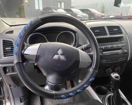 Черный Мицубиси АСХ, объемом двигателя 1.6 л и пробегом 237 тыс. км за 9390 $, фото 13 на Automoto.ua