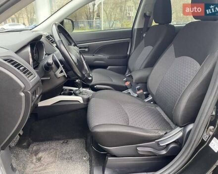 Черный Мицубиси АСХ, объемом двигателя 1.8 л и пробегом 175 тыс. км за 10900 $, фото 21 на Automoto.ua