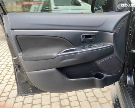 Черный Мицубиси АСХ, объемом двигателя 1.6 л и пробегом 237 тыс. км за 9390 $, фото 9 на Automoto.ua