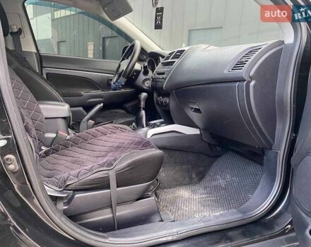 Черный Мицубиси АСХ, объемом двигателя 1.6 л и пробегом 237 тыс. км за 9390 $, фото 21 на Automoto.ua