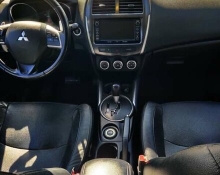 Черный Мицубиси АСХ, объемом двигателя 2.27 л и пробегом 221 тыс. км за 12700 $, фото 4 на Automoto.ua