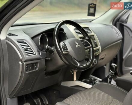 Черный Мицубиси АСХ, объемом двигателя 1.8 л и пробегом 185 тыс. км за 12300 $, фото 53 на Automoto.ua