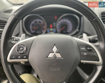 Чорний Міцубісі АСХ, об'ємом двигуна 2.3 л та пробігом 176 тис. км за 13700 $, фото 25 на Automoto.ua