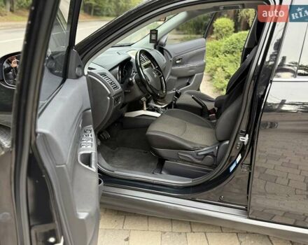 Черный Мицубиси АСХ, объемом двигателя 1.8 л и пробегом 185 тыс. км за 12300 $, фото 56 на Automoto.ua