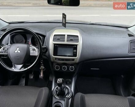 Черный Мицубиси АСХ, объемом двигателя 1.8 л и пробегом 185 тыс. км за 12300 $, фото 73 на Automoto.ua