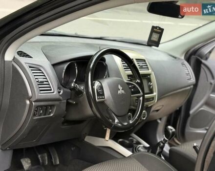 Черный Мицубиси АСХ, объемом двигателя 1.8 л и пробегом 185 тыс. км за 12300 $, фото 54 на Automoto.ua