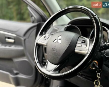 Черный Мицубиси АСХ, объемом двигателя 1.8 л и пробегом 185 тыс. км за 12300 $, фото 62 на Automoto.ua