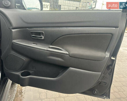 Чорний Міцубісі АСХ, об'ємом двигуна 2.3 л та пробігом 199 тис. км за 14300 $, фото 28 на Automoto.ua