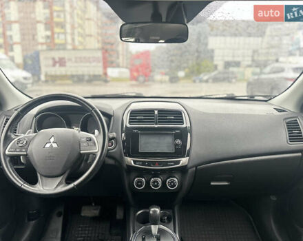 Чорний Міцубісі АСХ, об'ємом двигуна 2.3 л та пробігом 199 тис. км за 14300 $, фото 12 на Automoto.ua