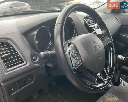 Черный Мицубиси АСХ, объемом двигателя 1.6 л и пробегом 192 тыс. км за 11400 $, фото 25 на Automoto.ua