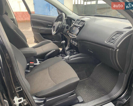 Черный Мицубиси АСХ, объемом двигателя 1.6 л и пробегом 192 тыс. км за 11400 $, фото 30 на Automoto.ua