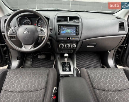 Чорний Міцубісі АСХ, об'ємом двигуна 2 л та пробігом 77 тис. км за 15999 $, фото 23 на Automoto.ua