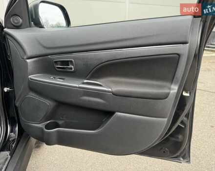 Чорний Міцубісі АСХ, об'ємом двигуна 2 л та пробігом 77 тис. км за 15999 $, фото 17 на Automoto.ua