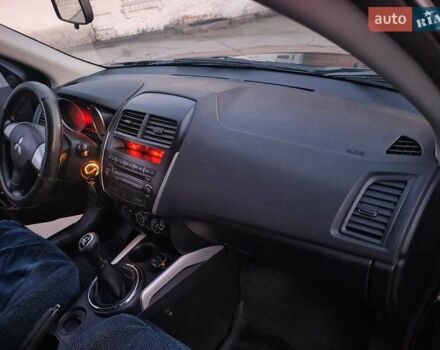 Черный Мицубиси АСХ, объемом двигателя 1.59 л и пробегом 203 тыс. км за 9600 $, фото 1 на Automoto.ua