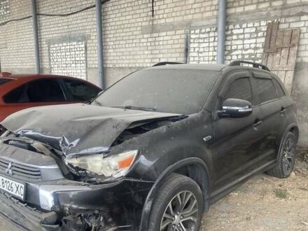 Мицубиси АСХ 2016 в Днепре (Днепропетровске) на Automoto.ua Черный Мицубиси АСХ, объемом двигателя 2 л и пробегом 180 тыс. км за 14000 $, фото 1 на Automoto.ua