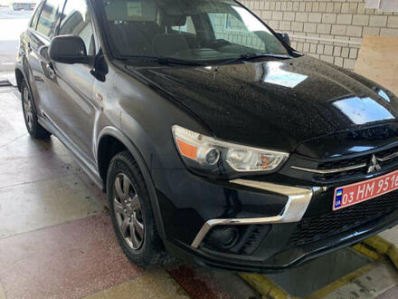 Черный Мицубиси АСХ, объемом двигателя 2 л и пробегом 123 тыс. км за 12200 $, фото 1 на Automoto.ua