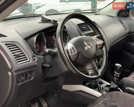 Коричневый Мицубиси АСХ, объемом двигателя 1.8 л и пробегом 202 тыс. км за 11755 $, фото 23 на Automoto.ua