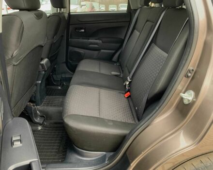 Коричневый Мицубиси АСХ, объемом двигателя 1.8 л и пробегом 202 тыс. км за 11755 $, фото 12 на Automoto.ua