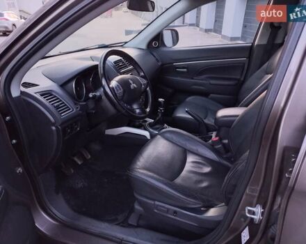 Коричневий Міцубісі АСХ, об'ємом двигуна 1.8 л та пробігом 238 тис. км за 8999 $, фото 19 на Automoto.ua