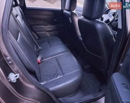 Коричневий Міцубісі АСХ, об'ємом двигуна 1.8 л та пробігом 238 тис. км за 8999 $, фото 27 на Automoto.ua