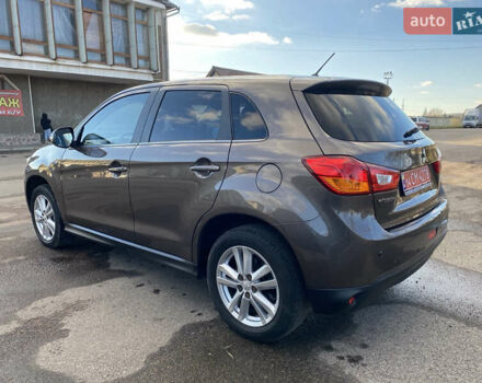 Коричневый Мицубиси АСХ, объемом двигателя 2.2 л и пробегом 238 тыс. км за 12500 $, фото 10 на Automoto.ua