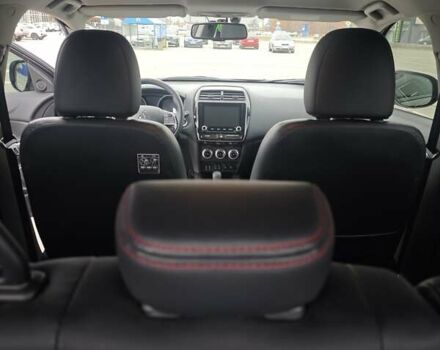 Коричневый Мицубиси АСХ, объемом двигателя 2 л и пробегом 40 тыс. км за 20000 $, фото 23 на Automoto.ua