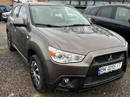 Коричневый Мицубиси АСХ, объемом двигателя 1.6 л и пробегом 115 тыс. км за 9000 $, фото 1 на Automoto.ua