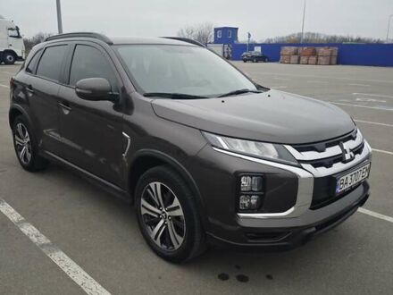 Коричневый Мицубиси АСХ, объемом двигателя 2 л и пробегом 40 тыс. км за 20000 $, фото 1 на Automoto.ua