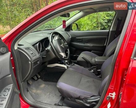 Красный Мицубиси АСХ, объемом двигателя 1.59 л и пробегом 150 тыс. км за 9000 $, фото 16 на Automoto.ua