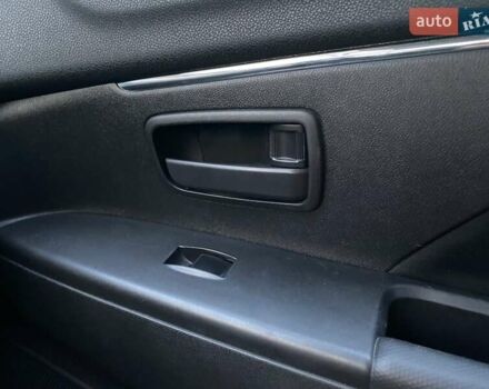 Мицубиси АСХ 2013 в Яворове на Automoto.ua Красный Мицубиси АСХ, объемом двигателя 1.83 л и пробегом 63 тыс. км за 12300 $, фото 5 на Automoto.ua