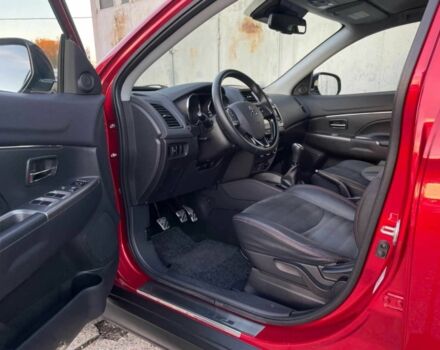 Красный Мицубиси АСХ, объемом двигателя 1.6 л и пробегом 37 тыс. км за 18000 $, фото 8 на Automoto.ua