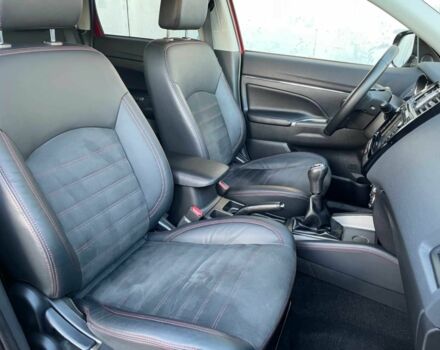 Красный Мицубиси АСХ, объемом двигателя 1.6 л и пробегом 37 тыс. км за 18000 $, фото 10 на Automoto.ua