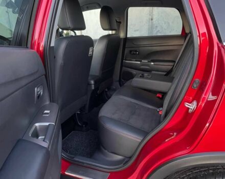 Красный Мицубиси АСХ, объемом двигателя 1.6 л и пробегом 37 тыс. км за 18000 $, фото 12 на Automoto.ua