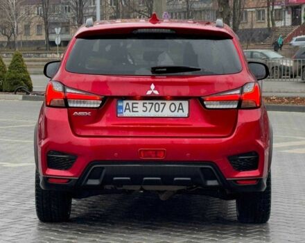 Красный Мицубиси АСХ, объемом двигателя 2 л и пробегом 50 тыс. км за 16500 $, фото 5 на Automoto.ua