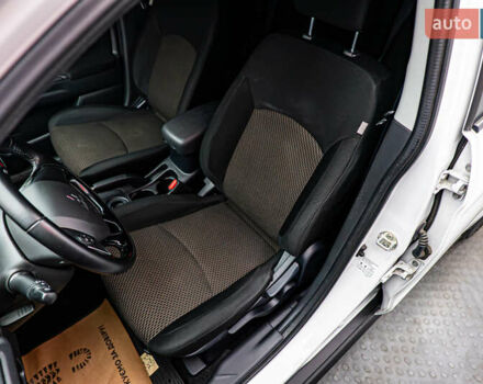 Мицубиси АСХ, объемом двигателя 1.6 л и пробегом 76 тыс. км за 13727 $, фото 8 на Automoto.ua