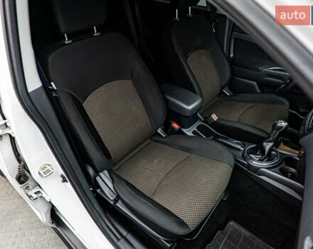 Мицубиси АСХ, объемом двигателя 1.6 л и пробегом 76 тыс. км за 13727 $, фото 17 на Automoto.ua