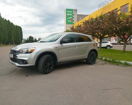 Серый Мицубиси АСХ, объемом двигателя 2 л и пробегом 47 тыс. км за 14500 $, фото 4 на Automoto.ua