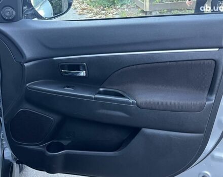 Серый Мицубиси АСХ, объемом двигателя 1.8 л и пробегом 279 тыс. км за 7990 $, фото 14 на Automoto.ua