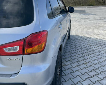 Серый Мицубиси АСХ, объемом двигателя 1.59 л и пробегом 169 тыс. км за 9500 $, фото 3 на Automoto.ua