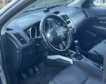 Серый Мицубиси АСХ, объемом двигателя 1.8 л и пробегом 279 тыс. км за 7990 $, фото 28 на Automoto.ua