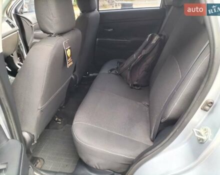 Серый Мицубиси АСХ, объемом двигателя 1.8 л и пробегом 223 тыс. км за 9300 $, фото 51 на Automoto.ua